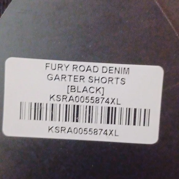 KILLSTAR FURY ROAD DISTRESSED GARTER SHORTS 4X Fits Like 1X - Picture 3 of 8